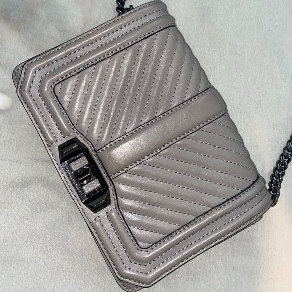 Rebecca Minkoff Handbags - Rebecca Minkoff Chevron Quilted Love Crossbody